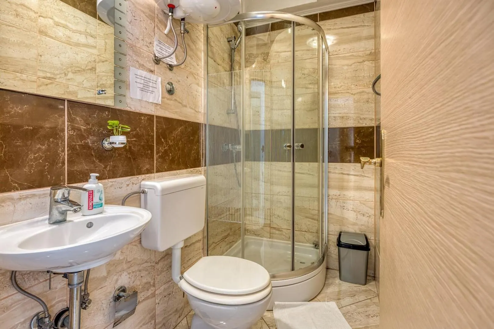 Stipe Rooms بوريتش بيت ضيافة