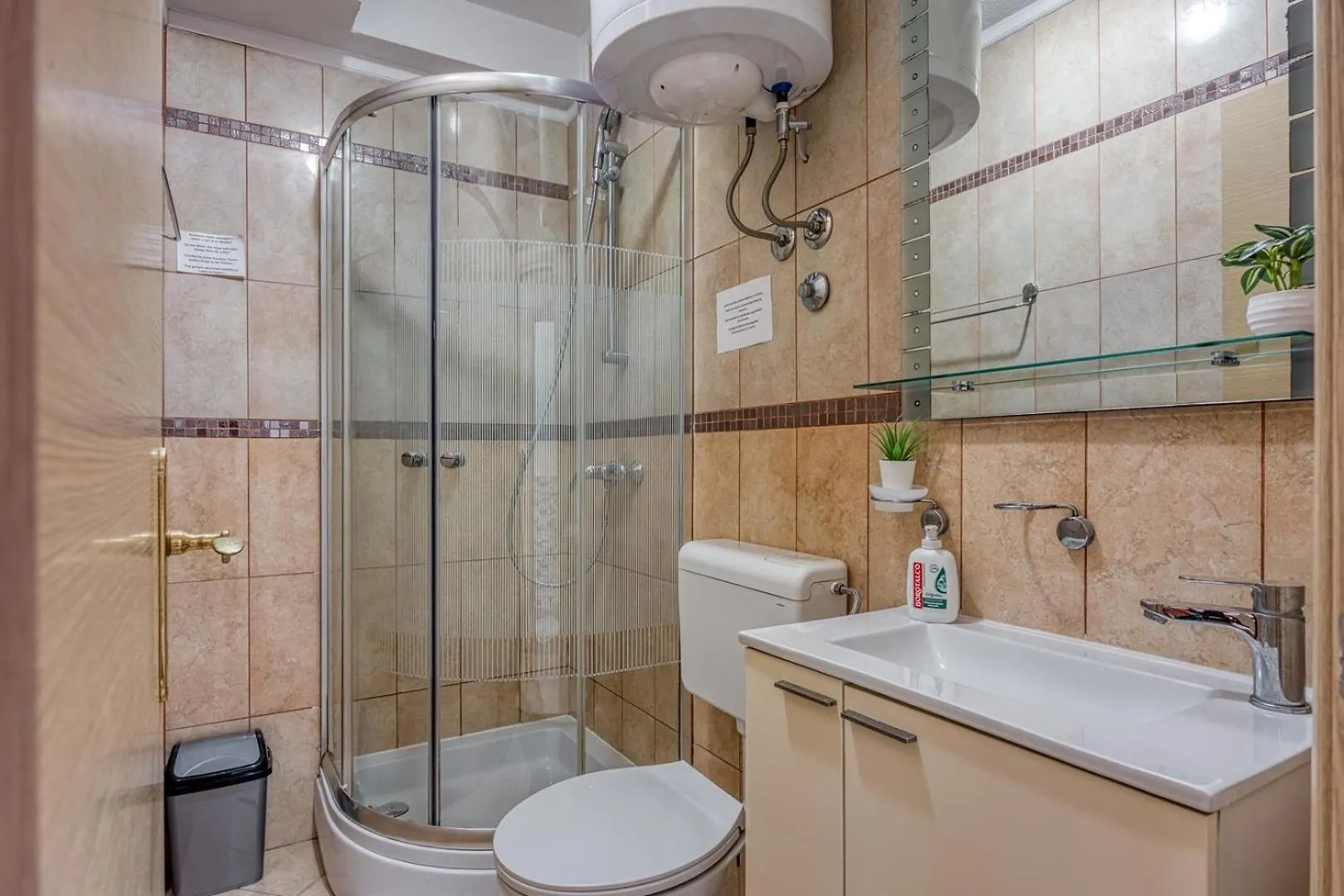 Stipe Rooms بوريتش بيت ضيافة